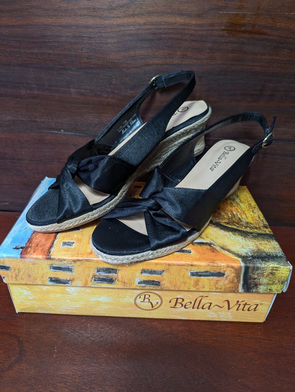 NIB Bella Vita Kimora Black Tai Silk 11M